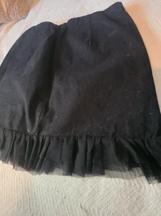 Falda negra tul delicada femenina
