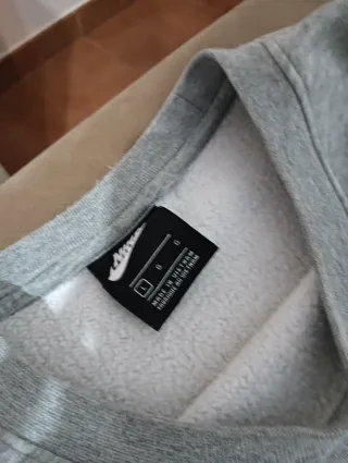 Sudadera Nike Gris