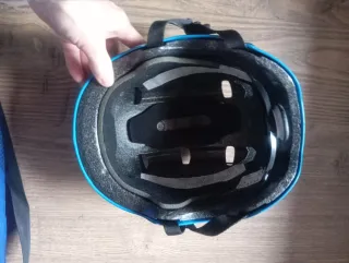 Patines en línea talla 35-38 + Casco y Proteccione