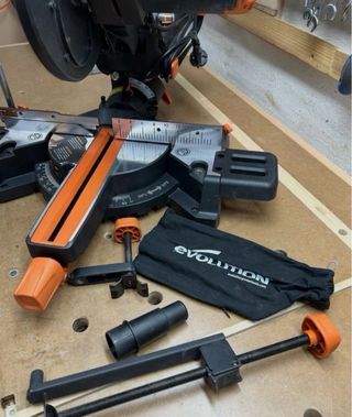 Ingletadora Evolution R210SMS+