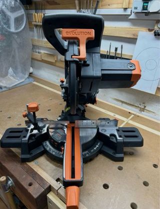 Ingletadora Evolution R210SMS+