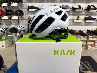 Casco Kask Protone Blanco Mate