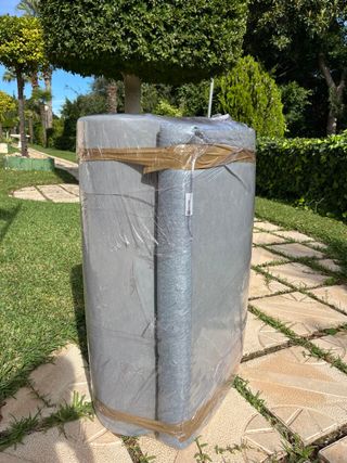 Materasso IKEA in schiuma a media fermezza azzurro chiaro 80x200