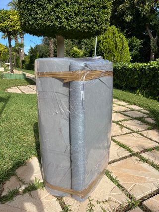 Materasso IKEA in schiuma a media fermezza azzurro chiaro 80x200