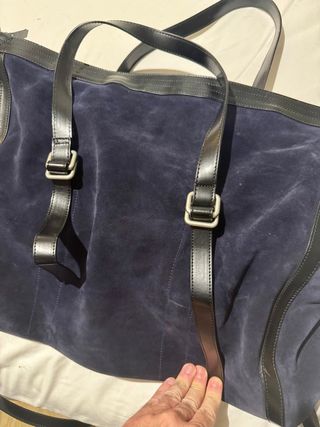Bolso de viaje grande de ante azul de piel