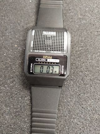 RELOJ PULSERA DIGITAL PARLANTE NUEVO