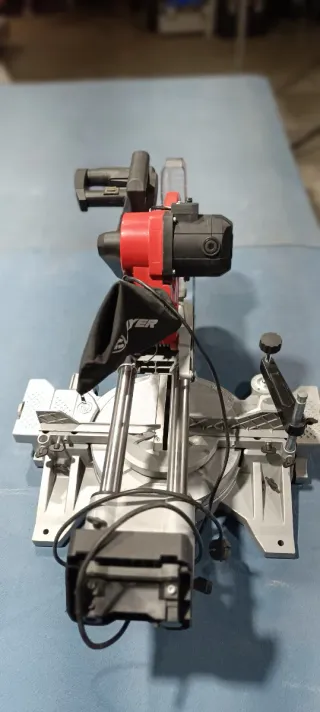 Ingletadora Stayer SRC315W