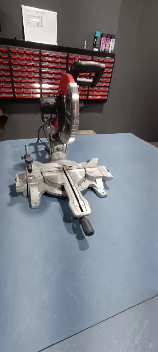 Ingletadora Stayer SRC315W