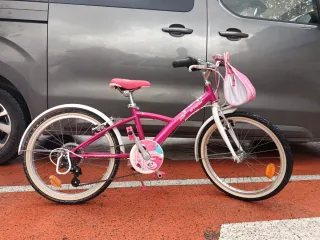 Bicicleta infantil rosa BTWIN