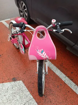 Bicicleta infantil rosa BTWIN