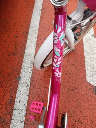 Bicicleta infantil rosa BTWIN