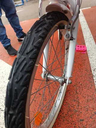 Bicicleta infantil rosa BTWIN