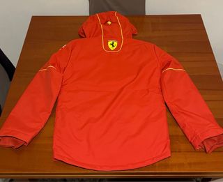 Giacca Antipioggia Scuderia Ferrari 2024 Pro