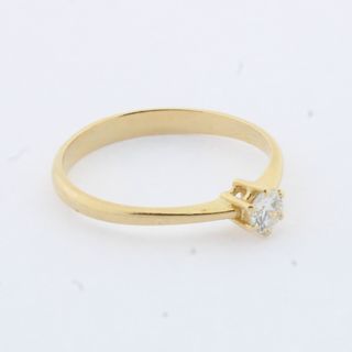 Anillo de oro con brillante