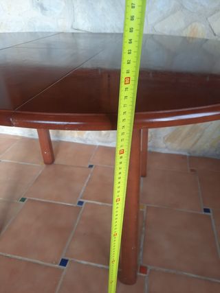 Mesa redonda extensible de madera