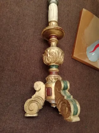 Portacandele in metallo e legno