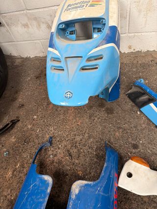 Juego Plásticos Piaggio Typhoon Azul