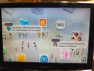 Nintendo Wii U Negra + Juegos y Mandos.