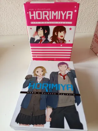 Horimiya con cofre (1 al 13)