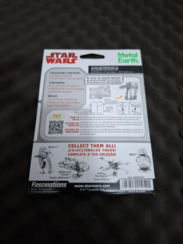 Kit de Modelo de Metal AT-AT de Star Wars da Metal Earth