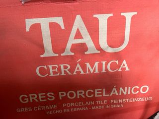 Suelo porcelánico 40x40