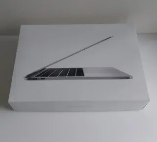 MacBook Pro 13 2017 - PANTALLA ROTA