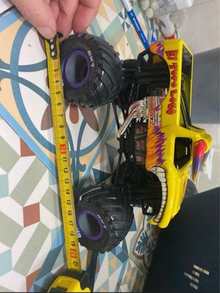 Coche Monster Jam El Toro Loco Nuevo