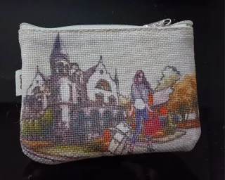 Monedero con cremallera estampado