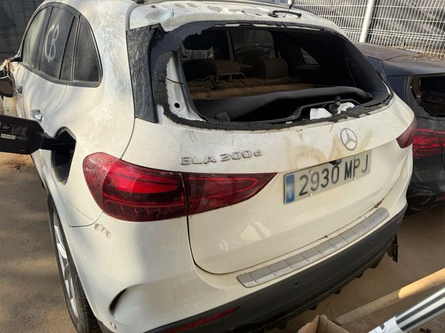 Mercedes-Benz GLA 2024 Dana