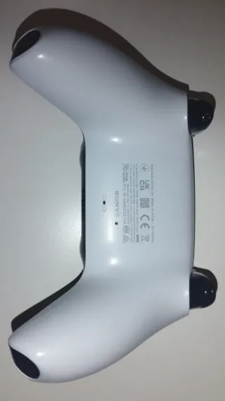 Consola PS5 con 2 mandos y juego