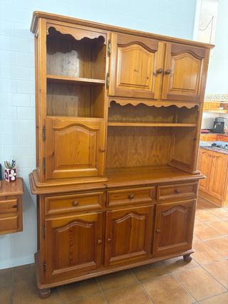 Mueble de cocina y cajonera de madera
