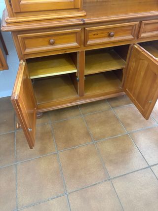 Mueble de cocina y cajonera de madera