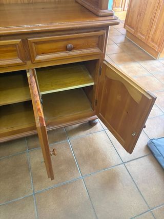 Mueble de cocina y cajonera de madera