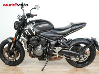 TRIUMPH TRIDENT 660