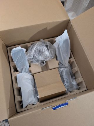 Base, volante y pedales Moza R3 edición para PC