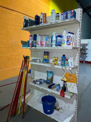 Lotes de productos de pintura (70% descuento)