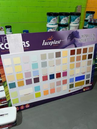 Lotes de productos de pintura (70% descuento)