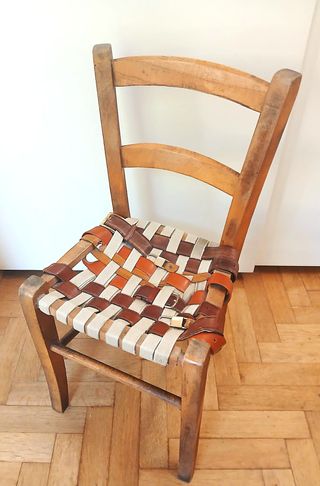 Seggiolina sedia vintage in legno