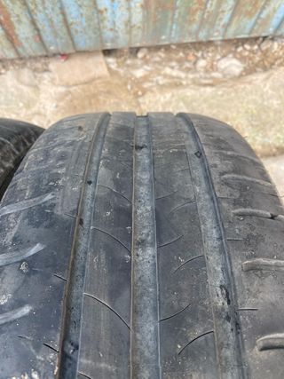 2 Neumáticos Michelin 205/60 R16