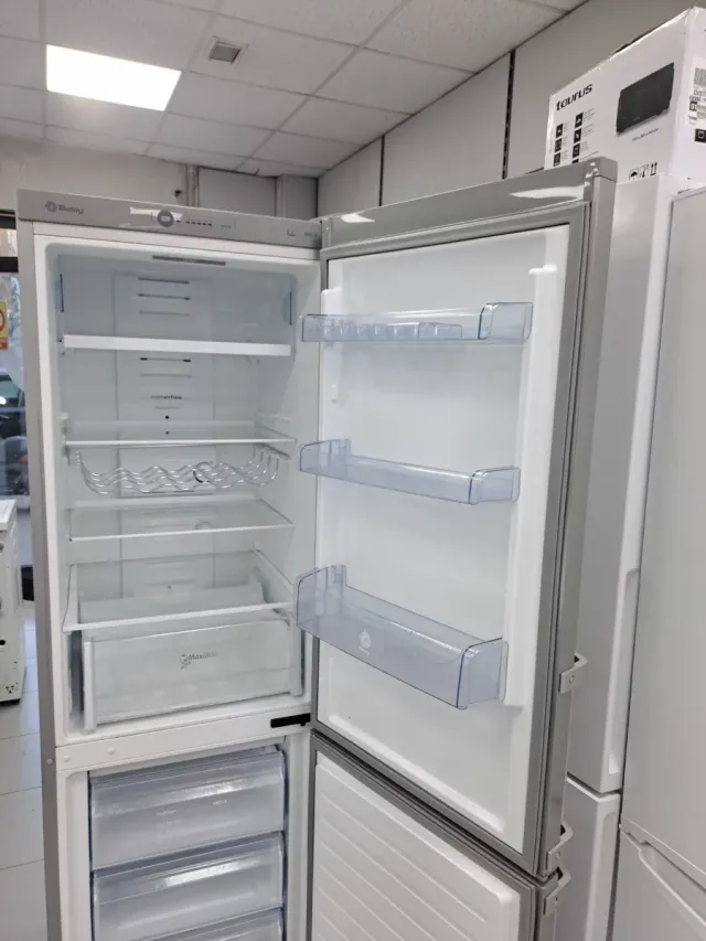 Nevera Balay plateada a++ 185,cm Nofrost