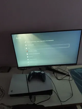 Consola PS5 Slim + Monitor LG 27