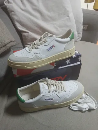 Autry Sneakers blancas y verdes