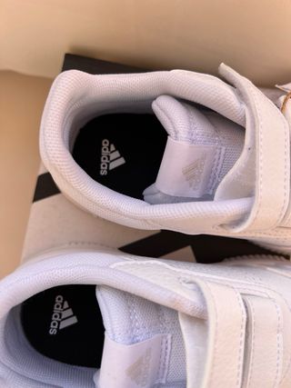 Adidas color blanco