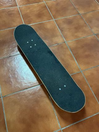 Skate Oxelo Negro y Amarillo
