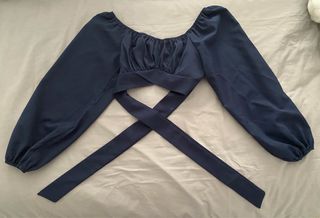 Top azul manga larga cruzado