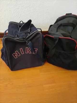 Lote 2 Zaini Sportivi Nike