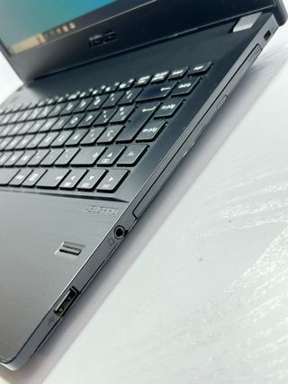 Asus NoteBook P2420L i5 / 4GB / 500GB