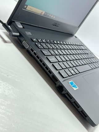 Asus NoteBook P2420L i5 / 4GB / 500GB