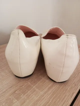 Zapatos charol blancos talla 40