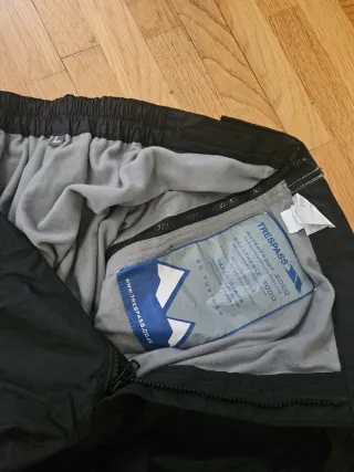 Traje Nieve Trespass Rojo y Negro , talla L